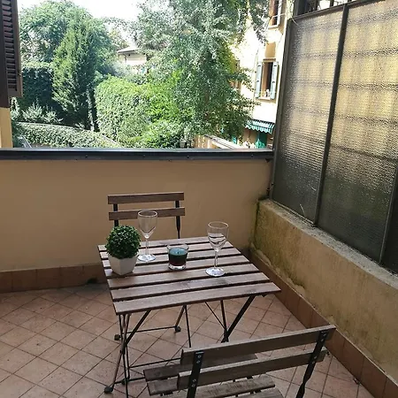 Piazza Malpighi *