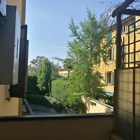 Piazza Malpighi *