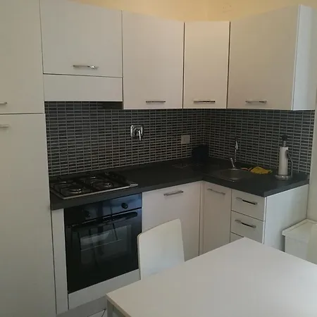 Piazza Malpighi Apartamento *