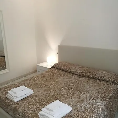 Piazza Malpighi Apartamento