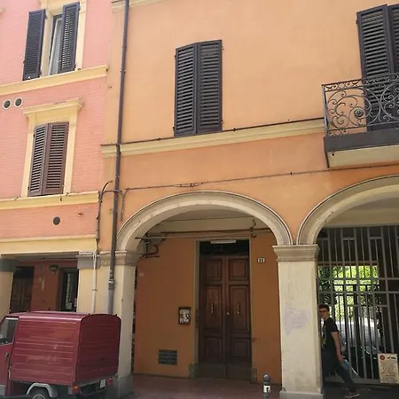 Piazza Malpighi Apartamento *