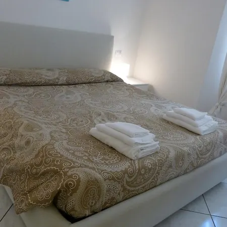 Piazza Malpighi Apartamento